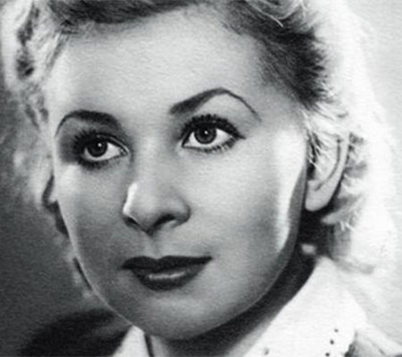 Валентина Серова